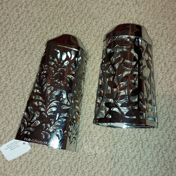NWT Bath and Body Works Soap Dispenser Chrome Sleeves - Picture 1 of 3